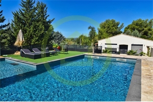 villa à la vente -   83330  LE BEAUSSET, surface 135 m2 vente villa - UBI439186202